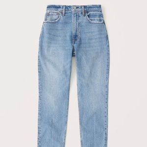 Like new A&F high rise mom jeans